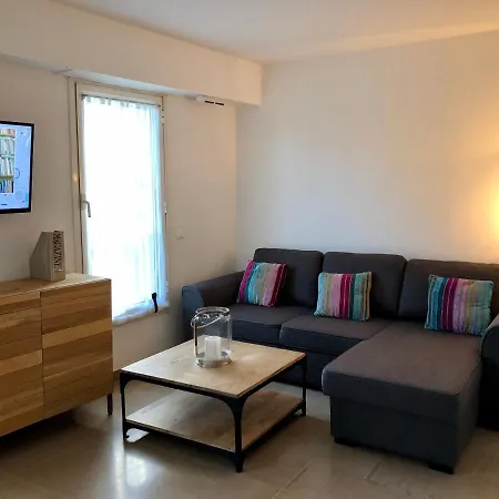 Appartamento 2 Pièces Climatisé - Superbe Piscine&wifi- Cœur De Ville - Résidence Schneider - 500 M Rue D'antibes&plages Cannes